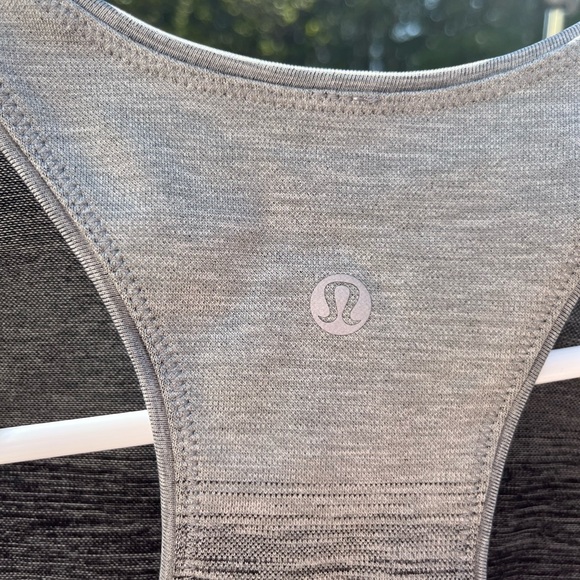 lululemon bra top - Picture 3 of 4